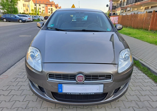 Fiat Bravo cena 15999 przebieg: 147000, rok produkcji 2009 z Szczecin małe 781